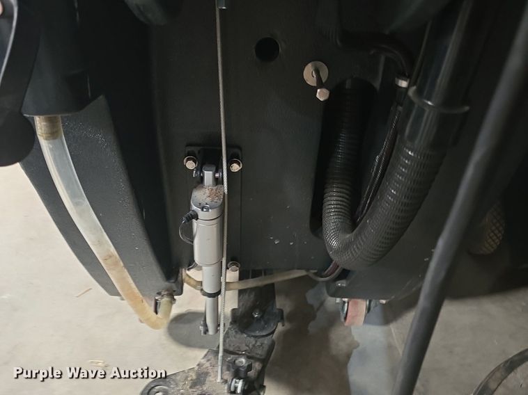 image for item EK2331 (2) Viper floor cleaners