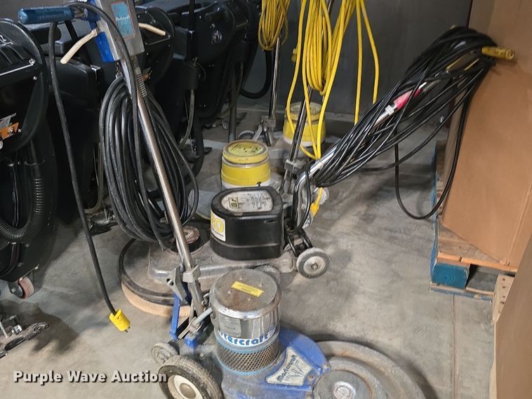 image for item EK2334 (4) floor buffers