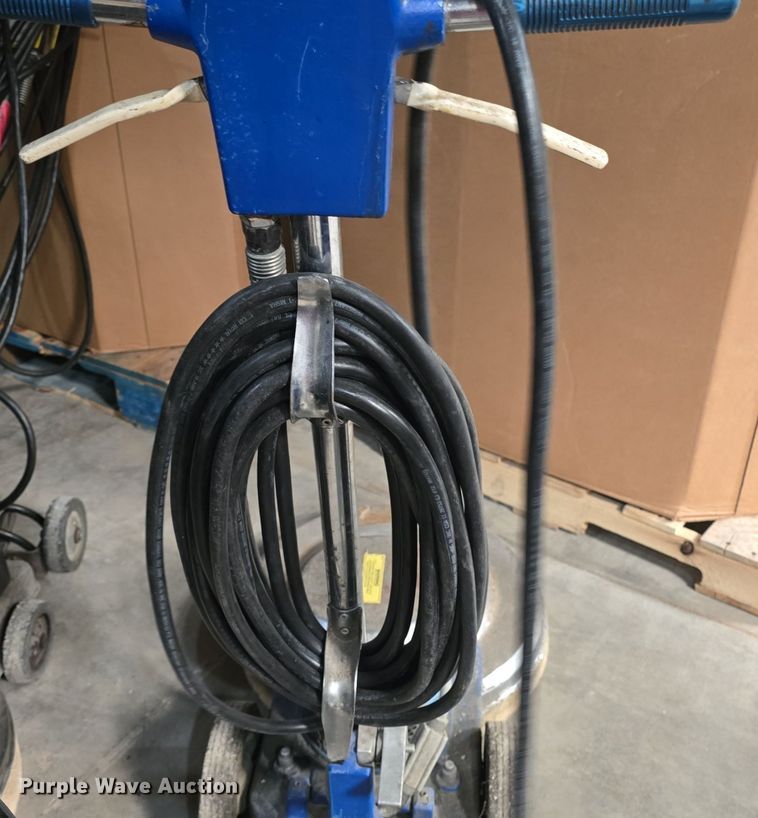 image for item EK2334 (4) floor buffers