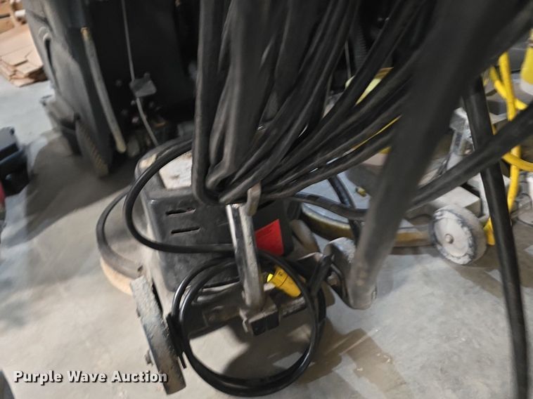 image for item EK2334 (4) floor buffers