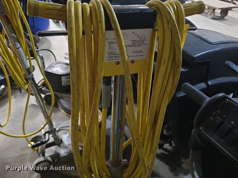 image for item EK2334 (4) floor buffers