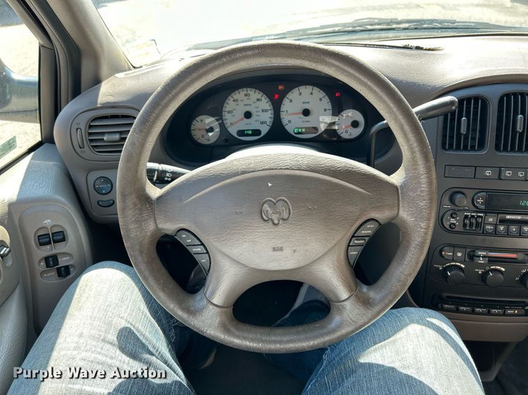 image for item EK3393 2002 Dodge  Grand Caravan Sport van