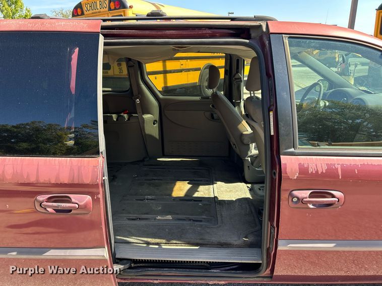 image for item EK3393 2002 Dodge  Grand Caravan Sport van