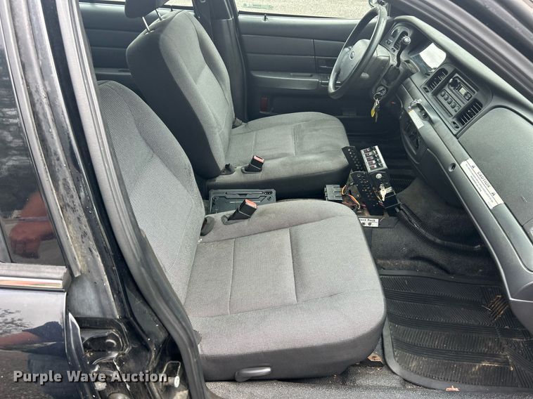 image for item EK3408 2006 Ford Crown Victoria Police Interceptor  