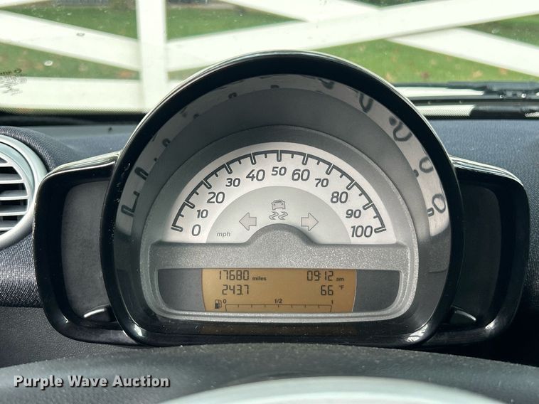 image for item EK3409 2015 Smart Fortwo 