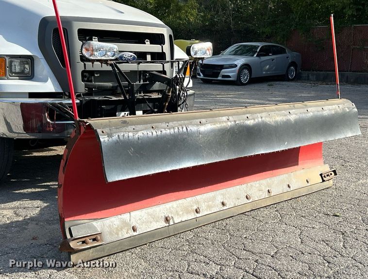 image for item EK3546 2011 Ford F750 Super Duty XL dump truck