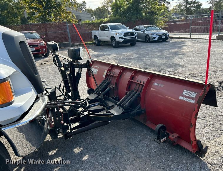 image for item EK3546 2011 Ford F750 Super Duty XL dump truck