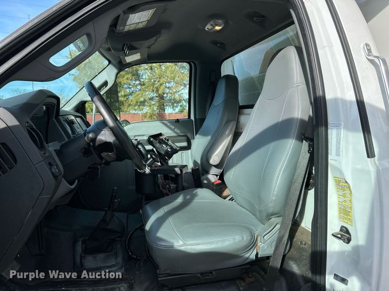 image for item EK3546 2011 Ford F750 Super Duty XL dump truck