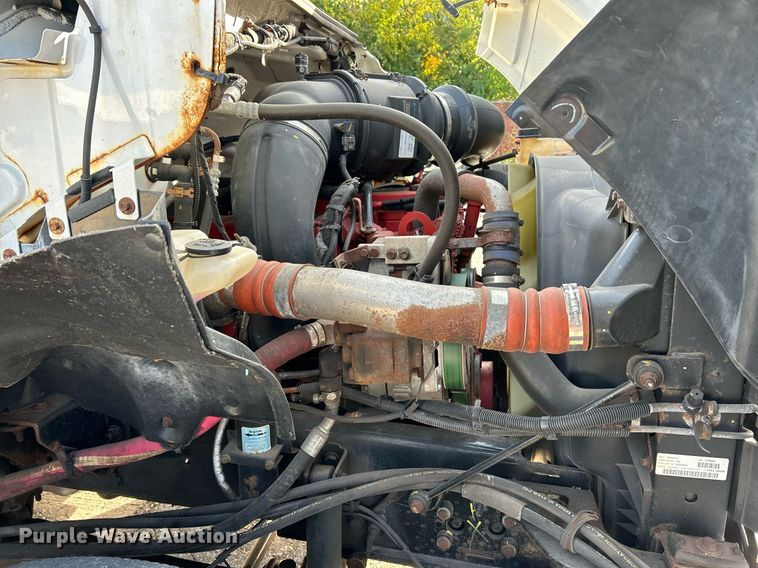 image for item EK3546 2011 Ford F750 Super Duty XL dump truck