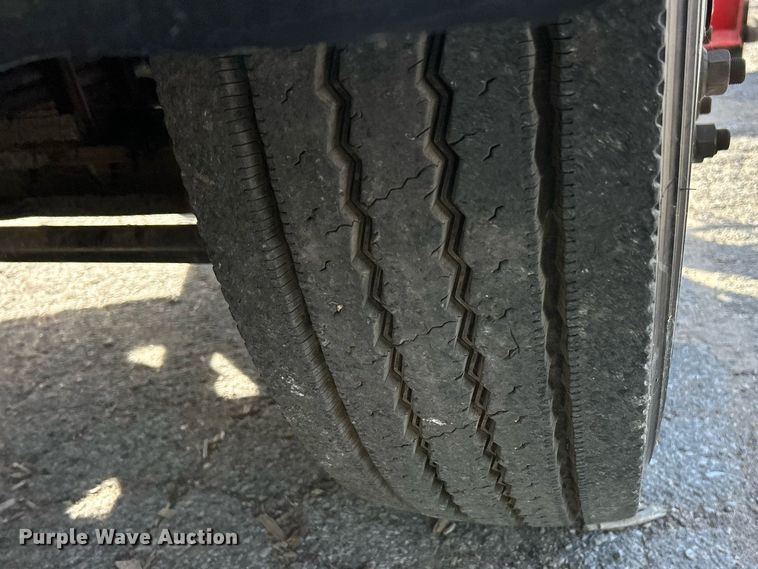 image for item EK3546 2011 Ford F750 Super Duty XL dump truck