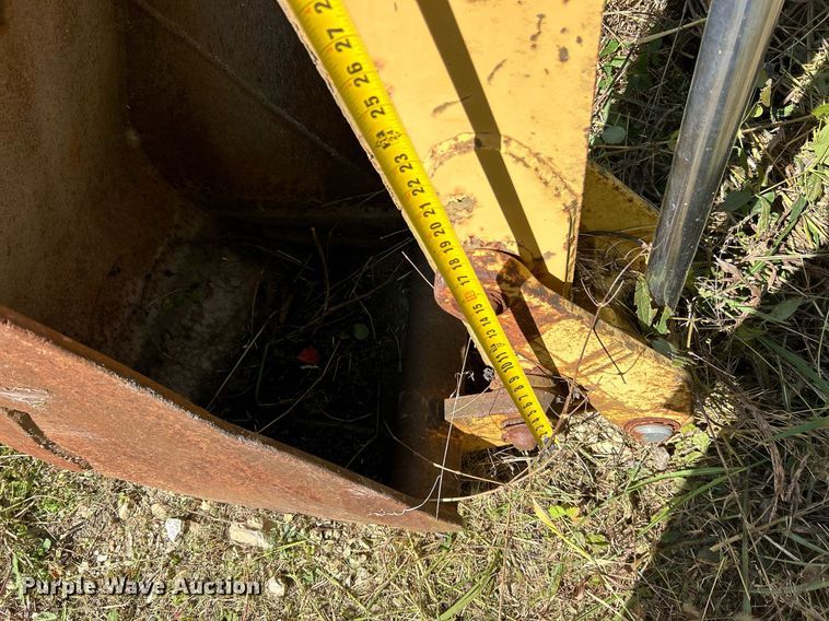 image for item EK3554 John Deere  9310G crawler attachment 