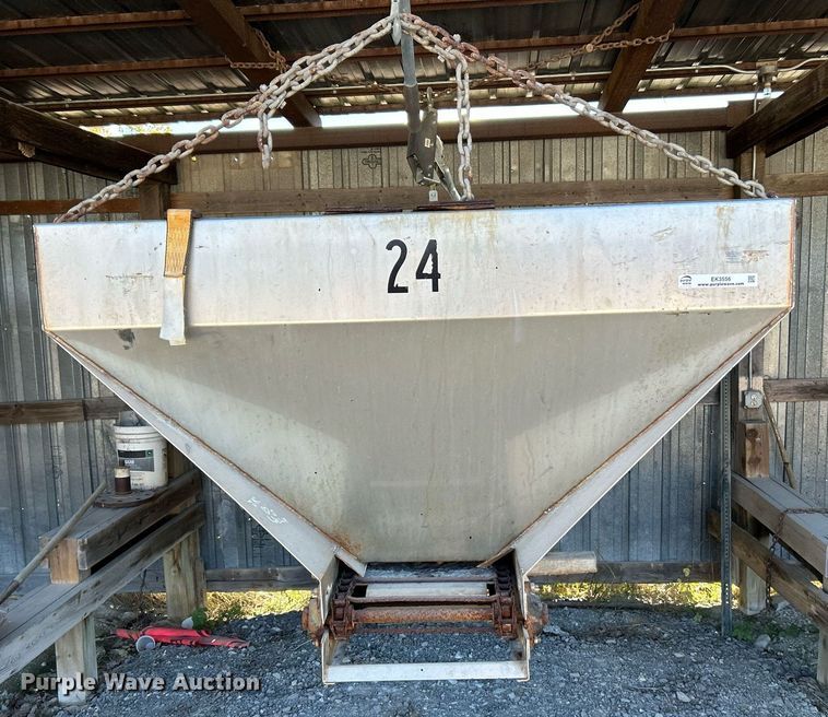 image for item EK3556 8' L Fisher Pro-Caster spreader