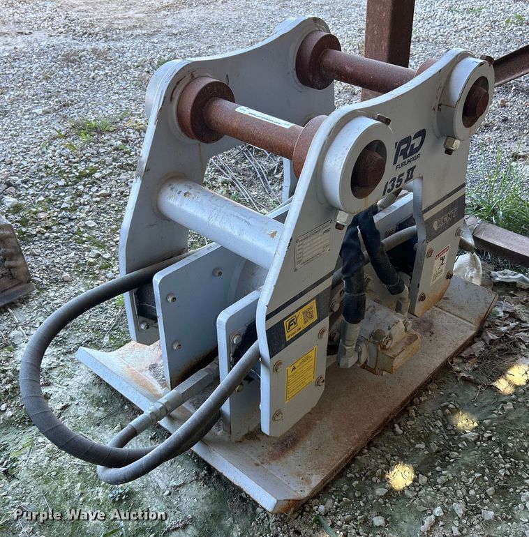 image for item EK3557 FRD Furukawa HP135IIUNV plate compactor