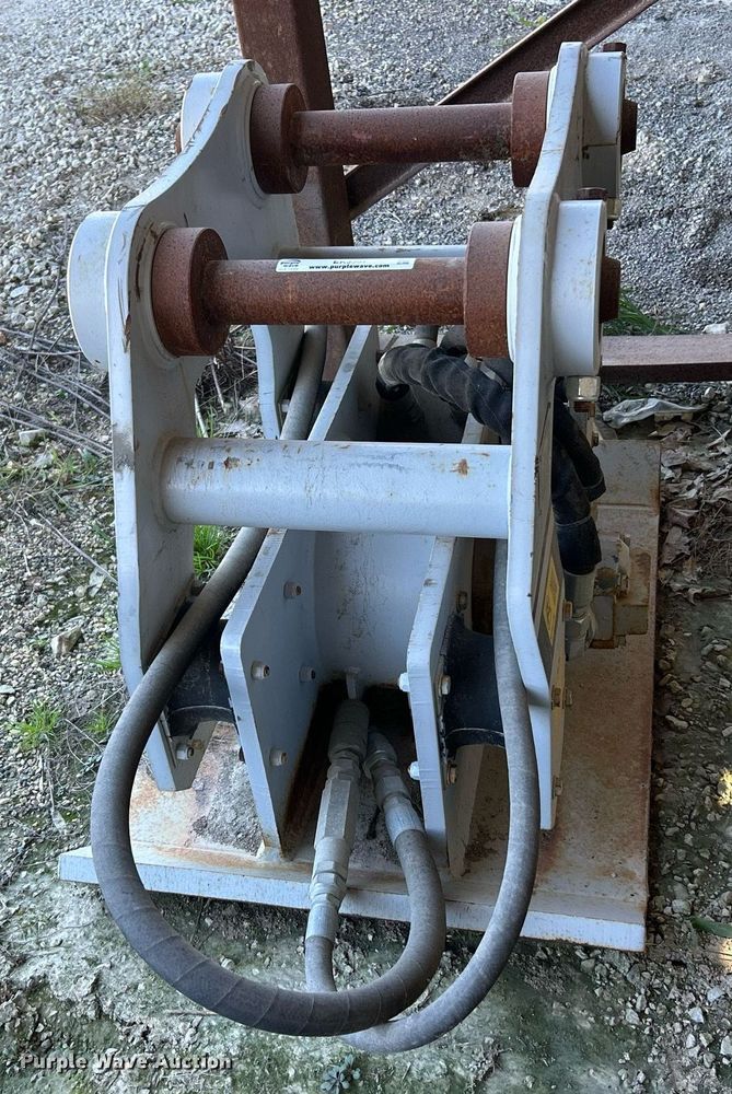 image for item EK3557 FRD Furukawa HP135IIUNV plate compactor