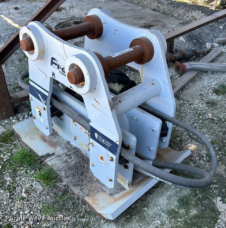 image for item EK3557 FRD Furukawa HP135IIUNV plate compactor