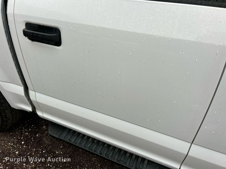 image for item EK3558 2019 Ford  F150 XL SuperCrew pickup truck