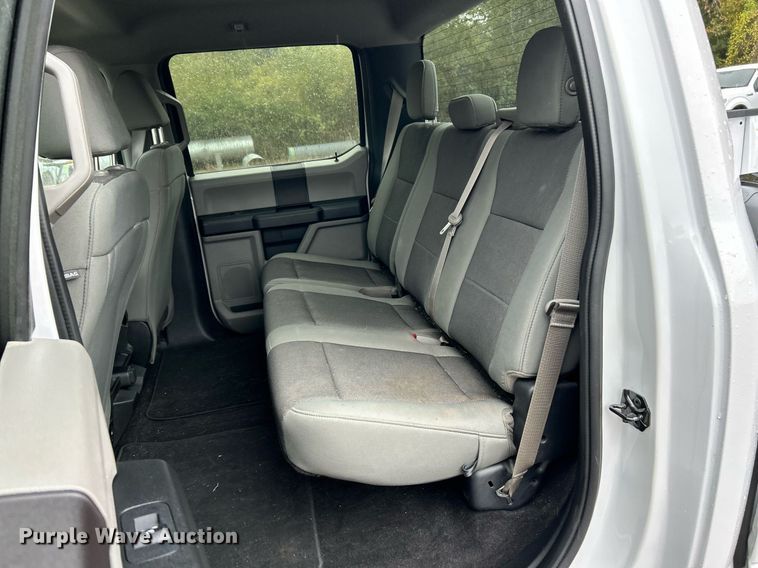 image for item EK3558 2019 Ford  F150 XL SuperCrew pickup truck