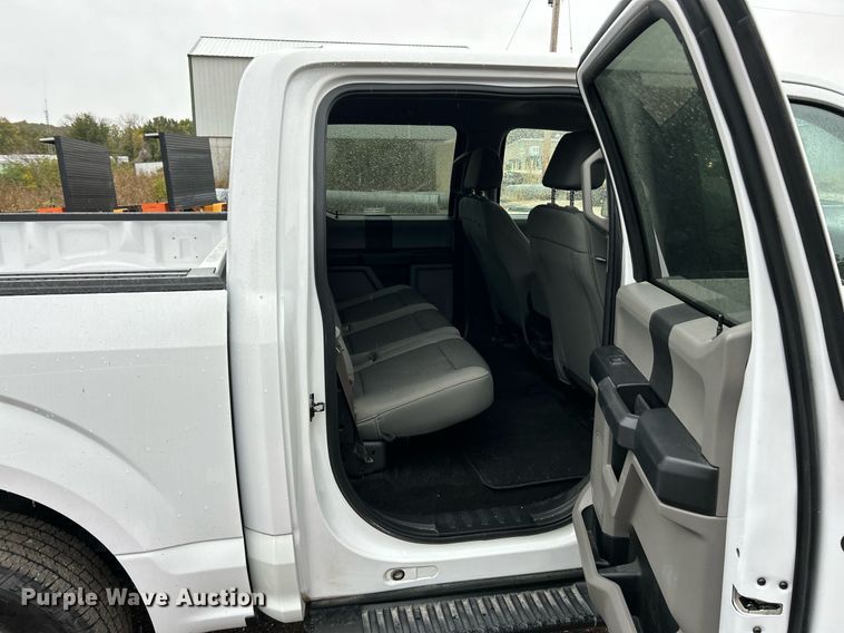 image for item EK3558 2019 Ford  F150 XL SuperCrew pickup truck