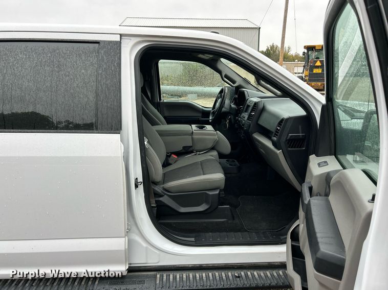 image for item EK3558 2019 Ford  F150 XL SuperCrew pickup truck