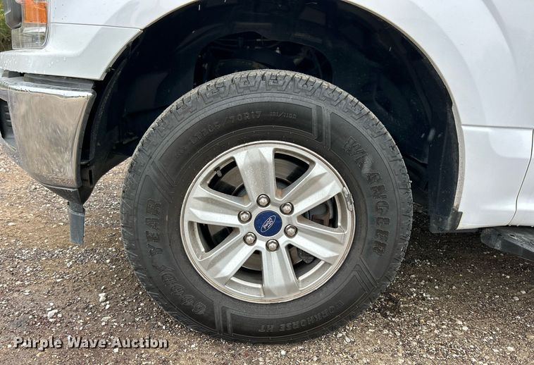 image for item EK3558 2019 Ford  F150 XL SuperCrew pickup truck