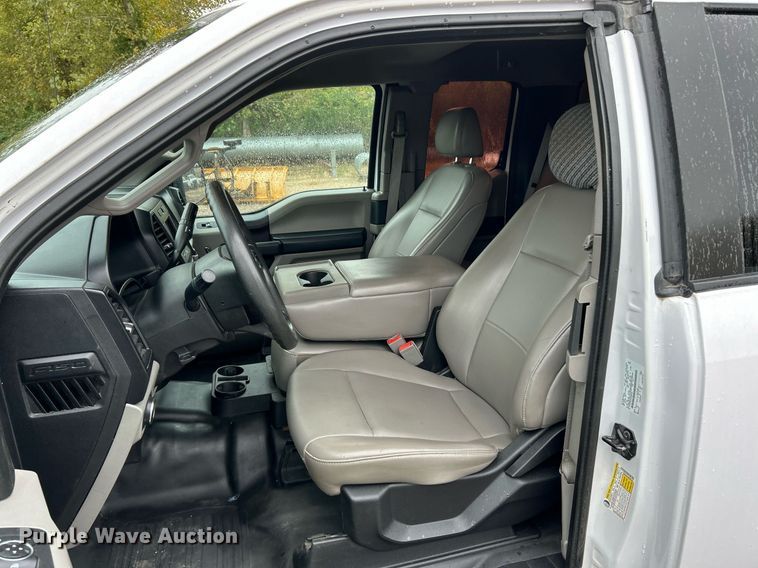 image for item EK3561 2018 Ford F150 XL SuperCab pickup truck