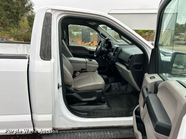 image for item EK3563 2017 Ford F150 XL pickup truck