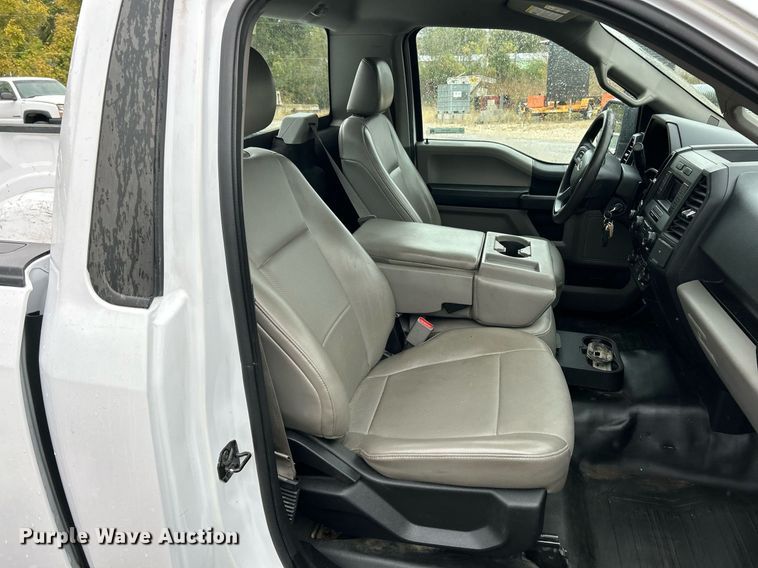 image for item EK3563 2017 Ford F150 XL pickup truck