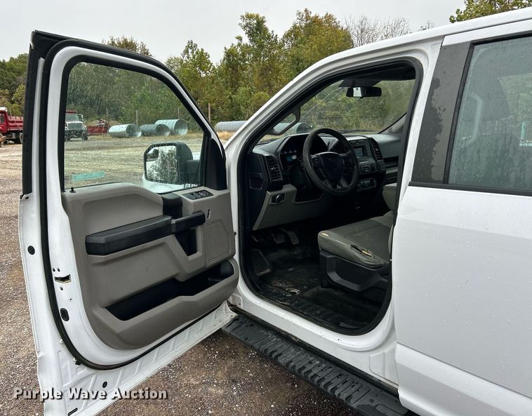 image for item EK3564 2015 Ford F150 XL SuperCrew pickup truck