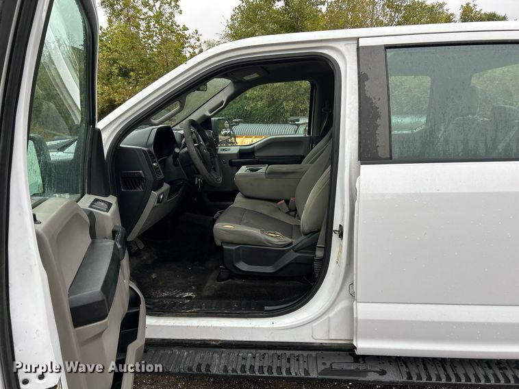 image for item EK3564 2015 Ford F150 XL SuperCrew pickup truck