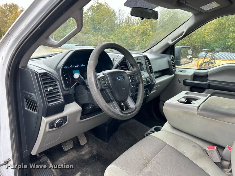 image for item EK3564 2015 Ford F150 XL SuperCrew pickup truck