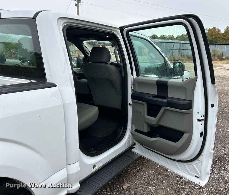 image for item EK3564 2015 Ford F150 XL SuperCrew pickup truck