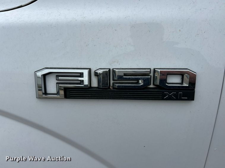 image for item EK3565 2015 Ford F150 XL SuperCrew pickup truck