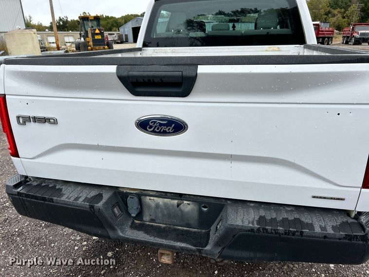 image for item EK3565 2015 Ford F150 XL SuperCrew pickup truck