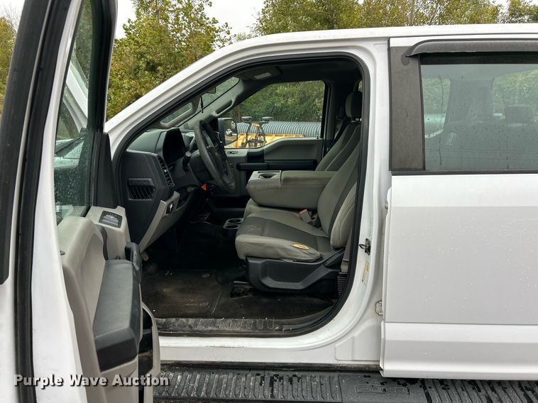 image for item EK3565 2015 Ford F150 XL SuperCrew pickup truck