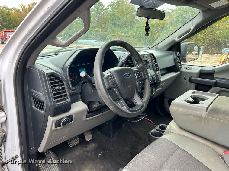 image for item EK3565 2015 Ford F150 XL SuperCrew pickup truck