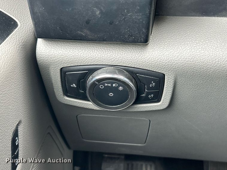 image for item EK3565 2015 Ford F150 XL SuperCrew pickup truck