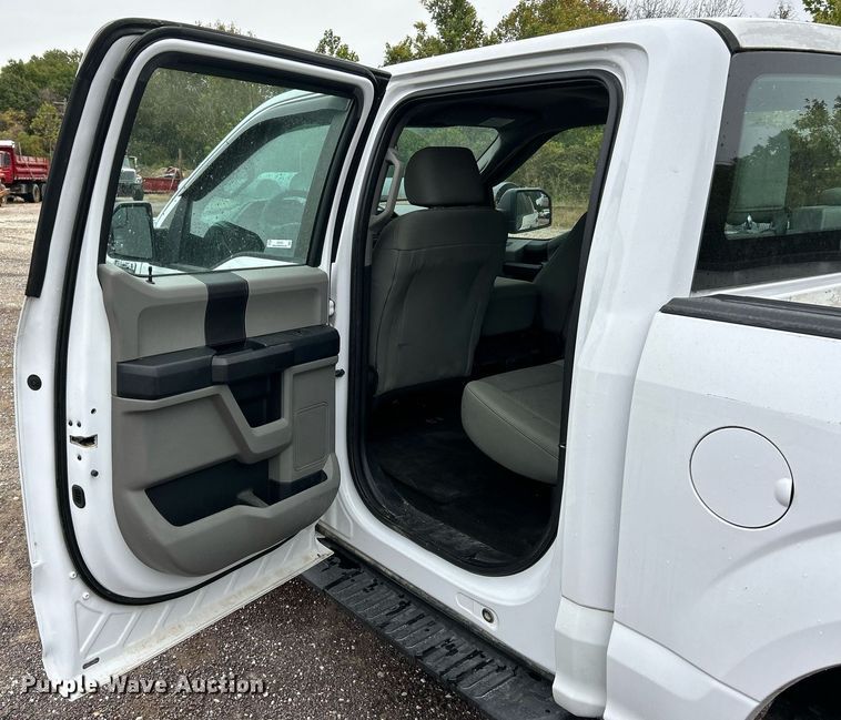 image for item EK3565 2015 Ford F150 XL SuperCrew pickup truck