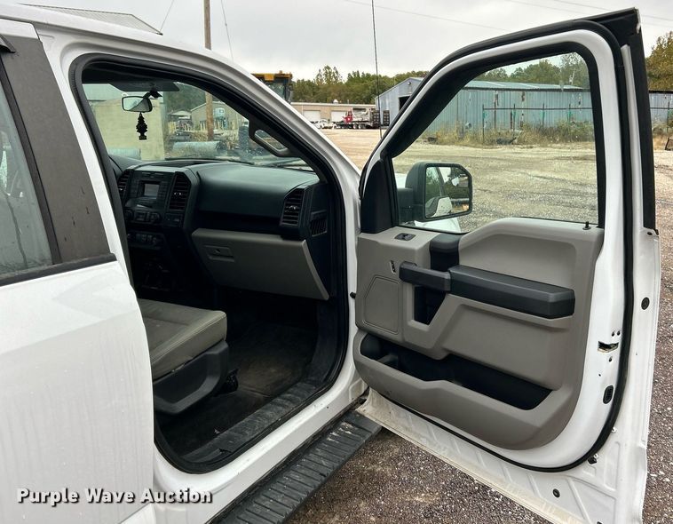 image for item EK3565 2015 Ford F150 XL SuperCrew pickup truck