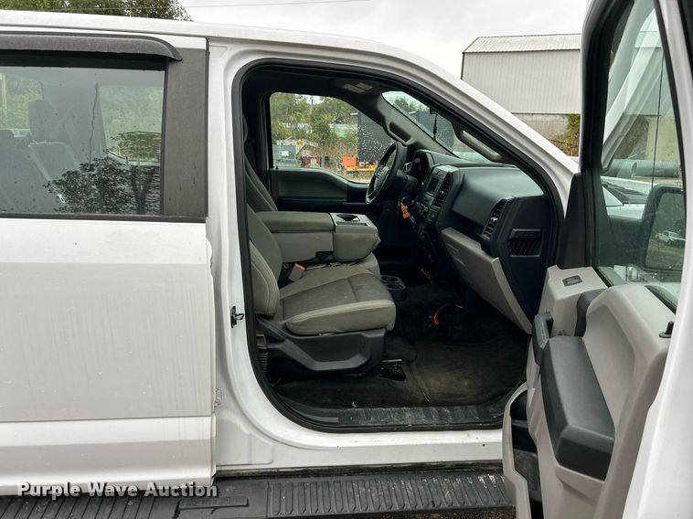 image for item EK3565 2015 Ford F150 XL SuperCrew pickup truck