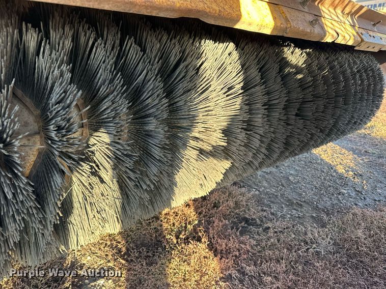 image for item EN2545 1997 Waldon  Sweep Master 250 broom