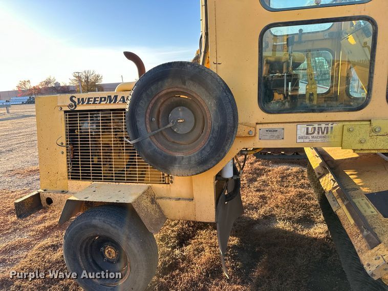 image for item EN2545 1997 Waldon  Sweep Master 250 broom