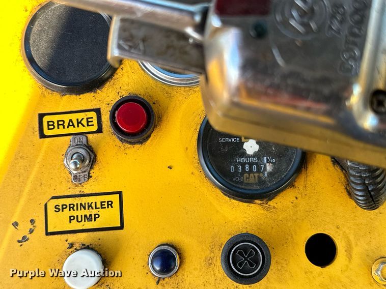 image for item EN2545 1997 Waldon  Sweep Master 250 broom