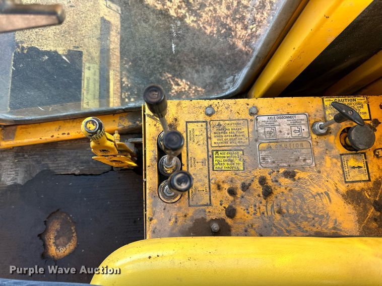 image for item EN2545 1997 Waldon  Sweep Master 250 broom