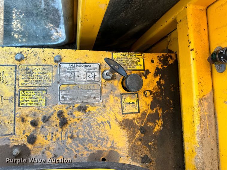 image for item EN2545 1997 Waldon  Sweep Master 250 broom