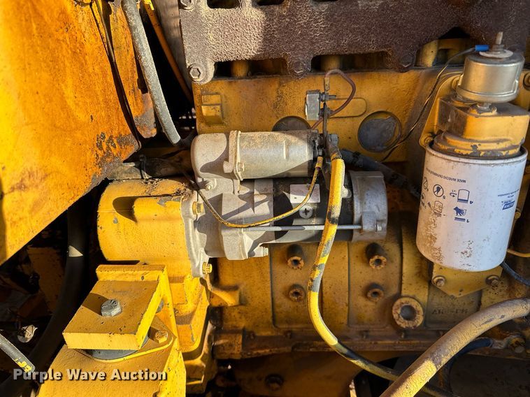 image for item EN2545 1997 Waldon  Sweep Master 250 broom