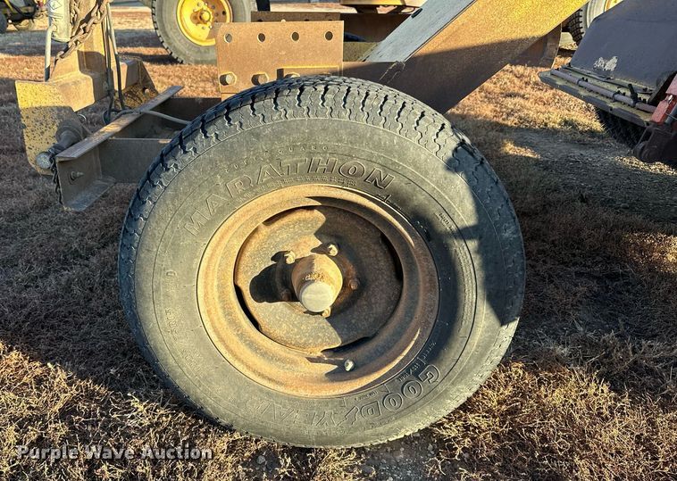 image for item EN2545 1997 Waldon  Sweep Master 250 broom