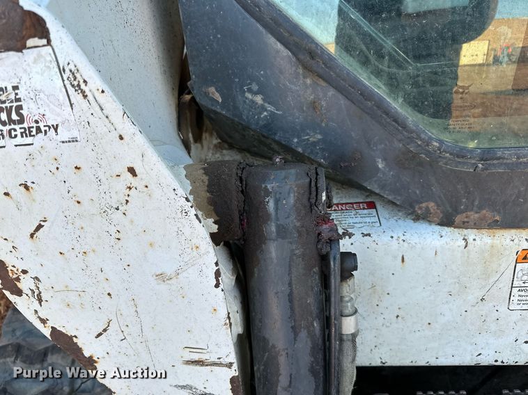 image for item EN2546 2012 Bobcat T750 tracked skid steer loader