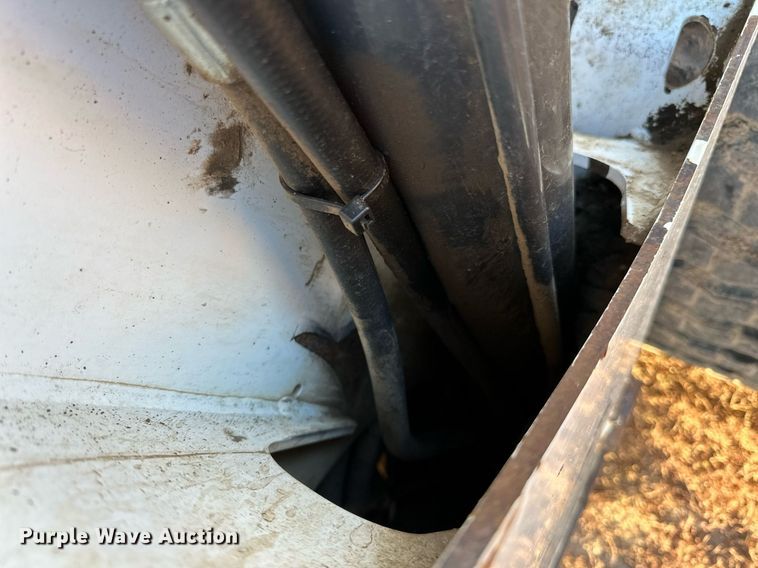 image for item EN2546 2012 Bobcat T750 tracked skid steer loader