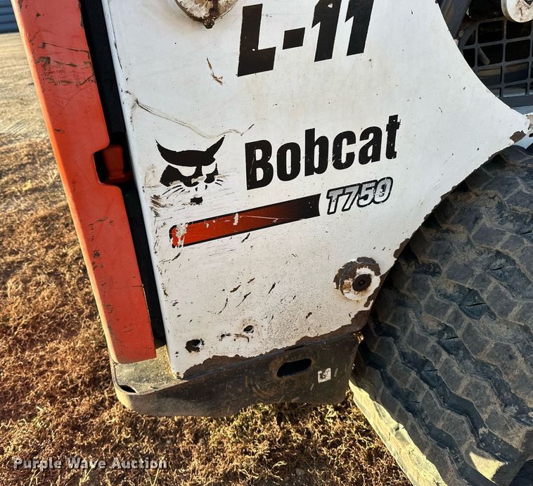 image for item EN2546 2012 Bobcat T750 tracked skid steer loader
