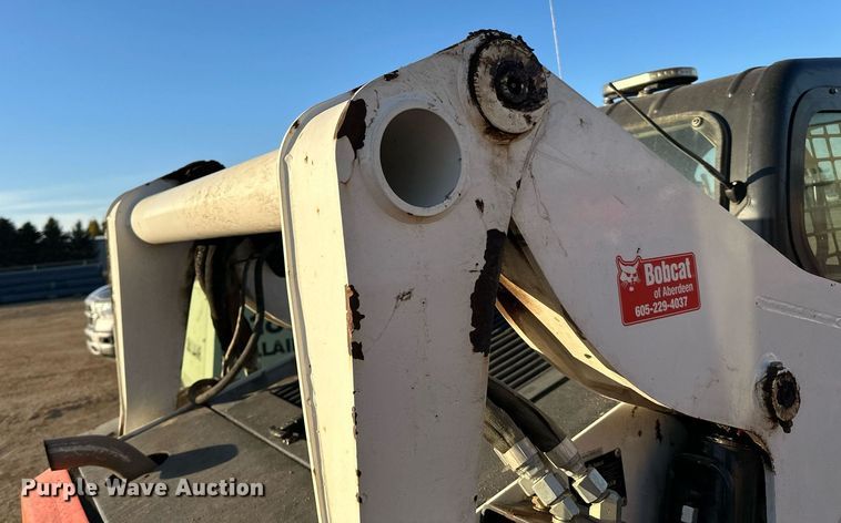 image for item EN2546 2012 Bobcat T750 tracked skid steer loader